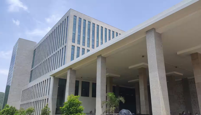 Aiims Hospital in Sarita Vihar, Delhi